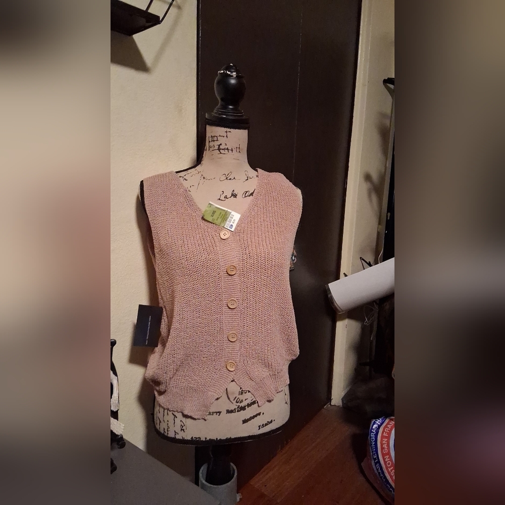 Sweet Rain Women's Blush V-Neck Sweater